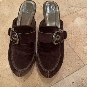 Gorgeous Stuart Weizmann clogs. EUC